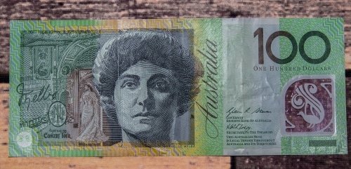 Australia 100 $ bill