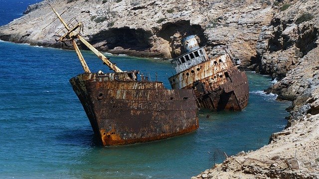 Top 10 Sunken Ships to Explore Diving in Australia in 2020